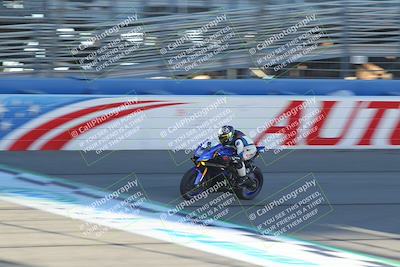 media/Nov-26-2022-Fastrack Riders (Sat) [[b001e85eef]]/Level 3/Session 1 Front Straight/